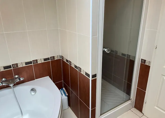 Des Quatre Moulines *